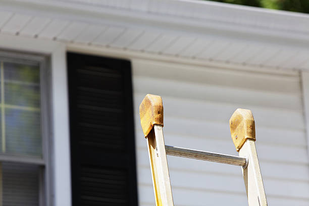 Storm Damage Siding Repair in Mirrormont, WA